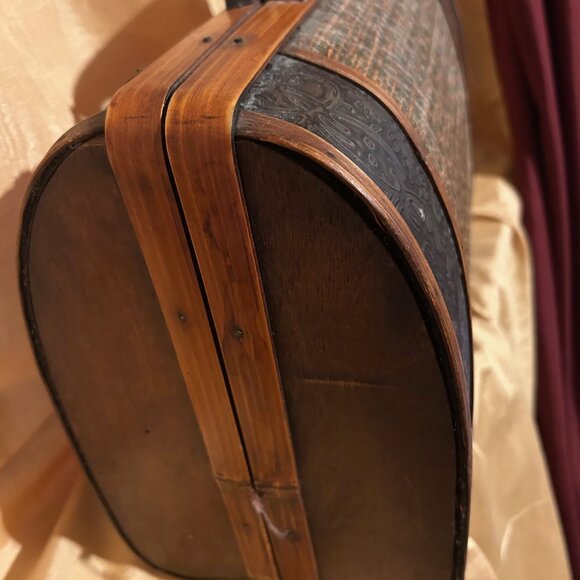 Vintage   Rare Woven Wicker  Rattan Suitcase - Picture 6 of 7